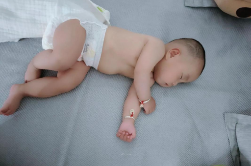 香港宝宝流鼻涕过程