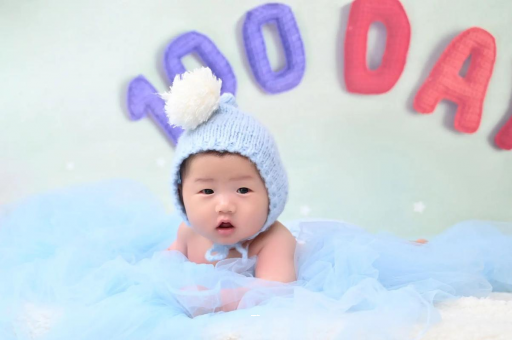 香港四个月宝宝如何抱